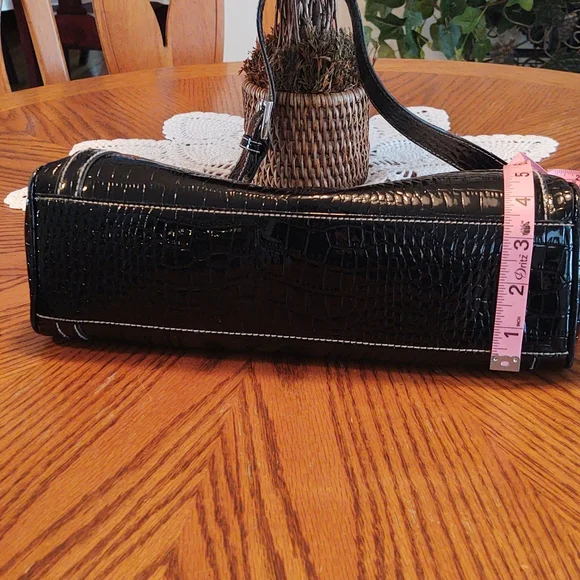 Liz Claiborne Vegan Patent Leather Purse, Wallet, Keychain Set Black - Picture 14 of 16